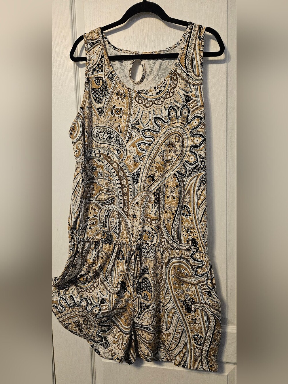Paisley Print Sleeveless Dress in Mustard & Black